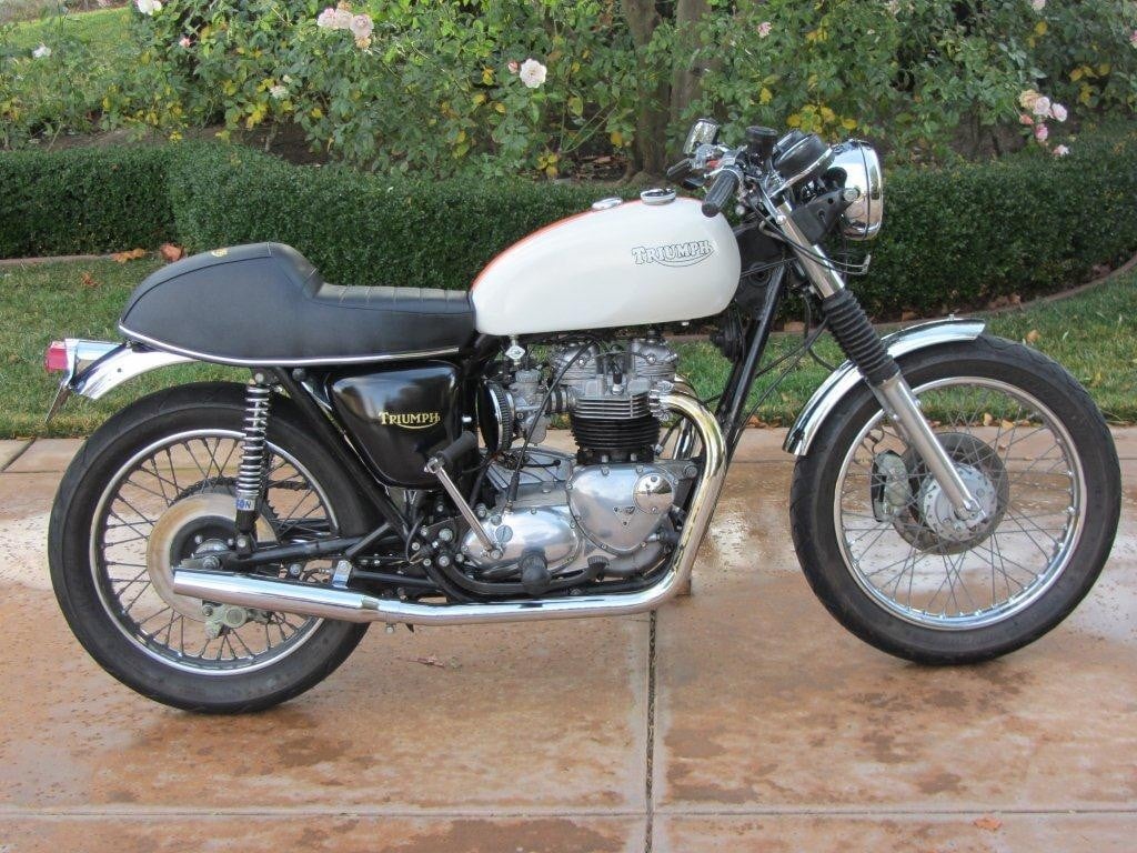 Hump Racing Seat - Triumph T140 Bonneville/TR7 Tiger US Spec-1812