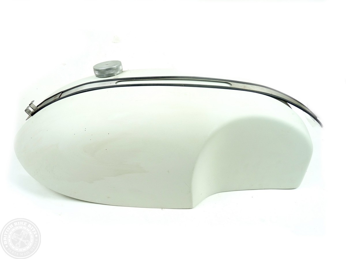 South Garage Kelevra Cafe Racer Kit - Ducati Monster - Image 3