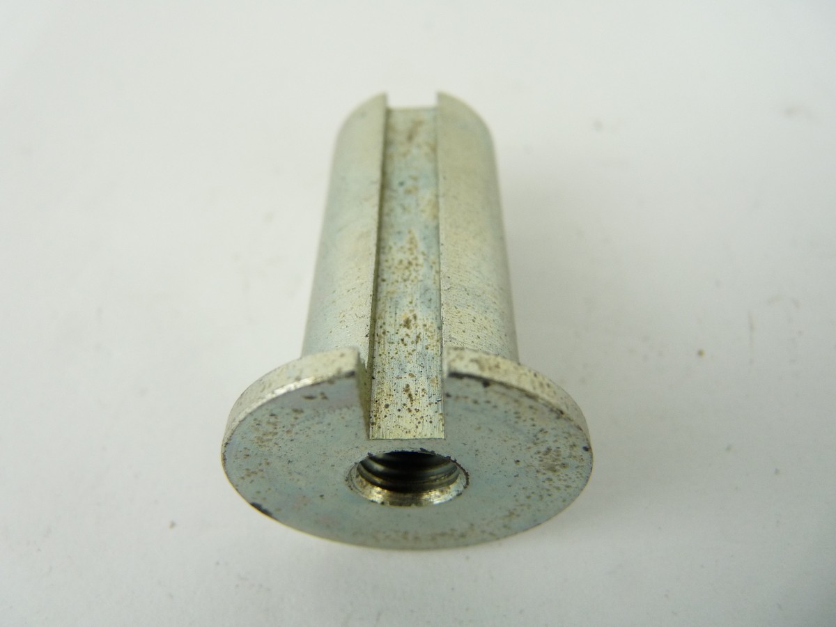 STEERING DAMPER SLEEVE NUT TRIUMPH HURRICANE X75 1972/3 - Image 2