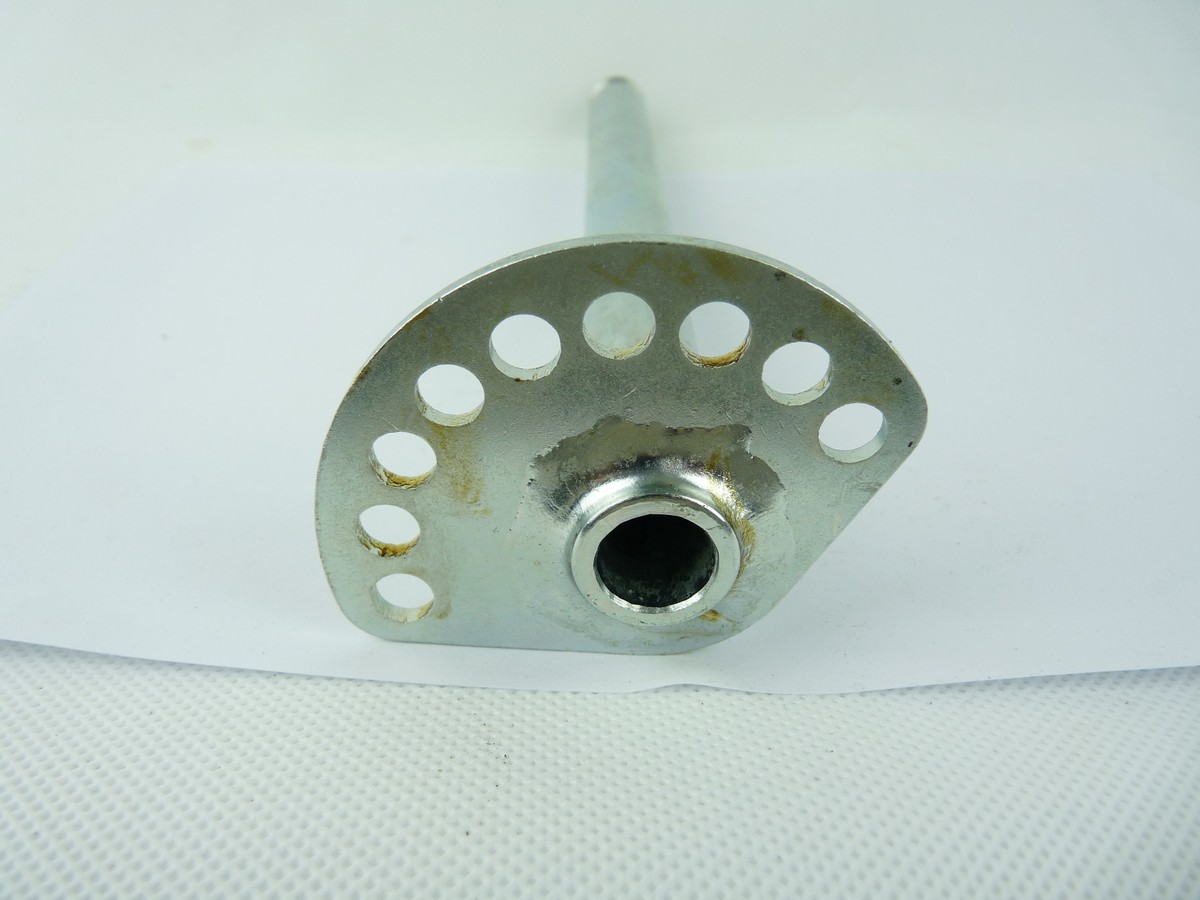 thumbnail image 2 of Genuine Triumph Swinging Arm Spindle & Bush Set – F4195 / 82-4195 For 1957-1966 Models 2 of 5