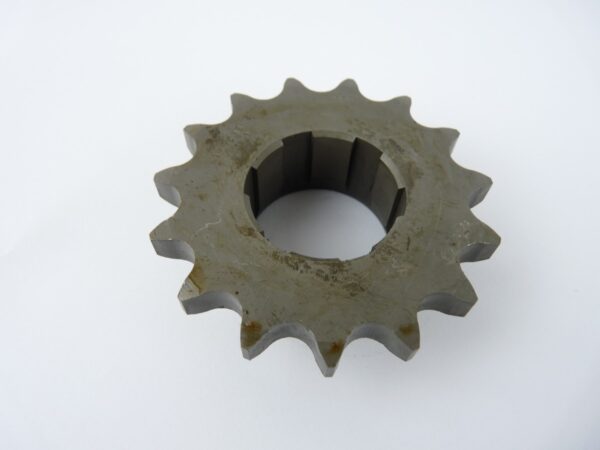 GEARBOX SPROCKET 15T - BSA B40/C15 1961-66